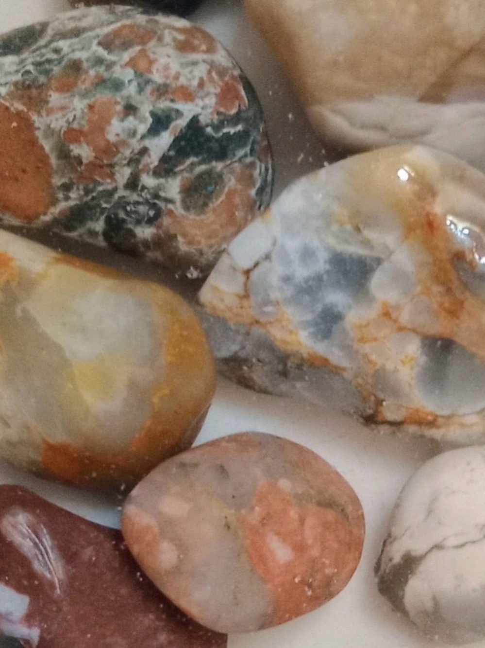 Lake Michigan Great Lakes Pallet. Yooperlites, fossils, beach glass, hag stones. - Picture 11 of 16